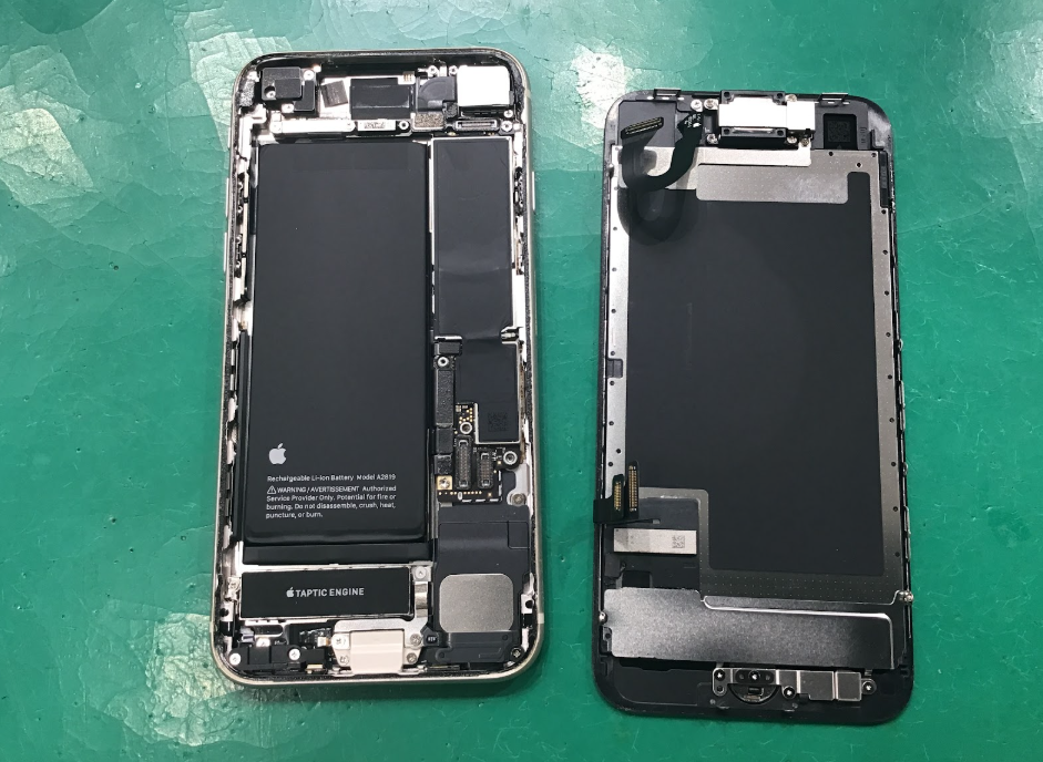 iPhoneSE2の修理はデータそのまま・最短即日修理のスマホ修理工房中野ブロードウェイ店にご相談ください!!の